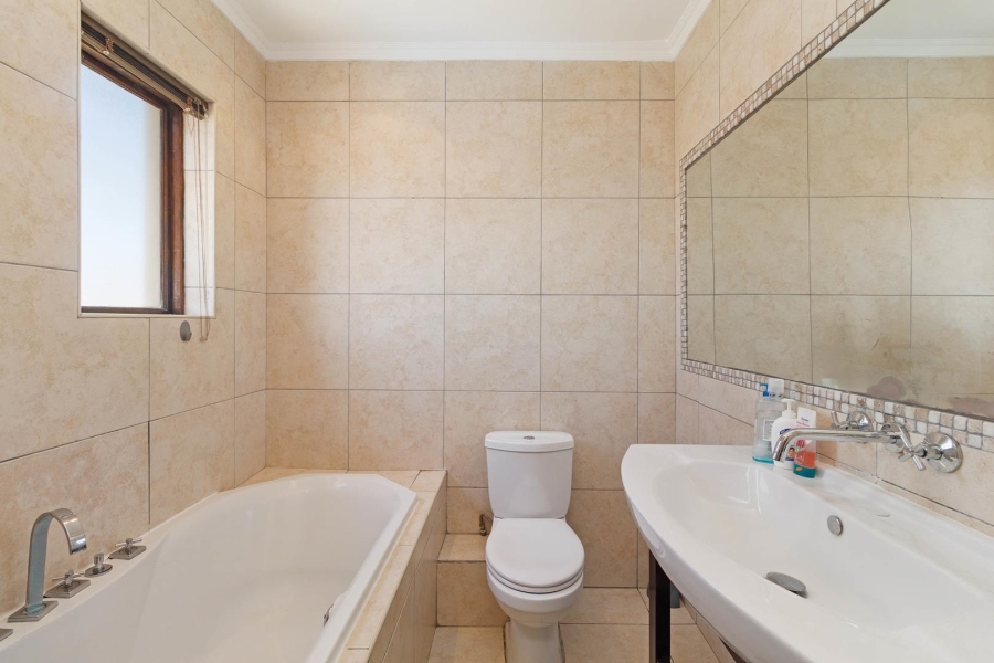 3 Bedroom Property for Sale in Parklands Western Cape